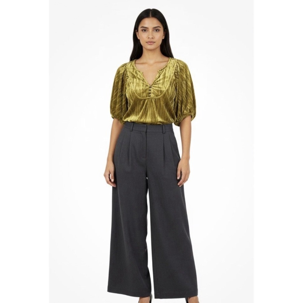 Maurice's Crushed Velvet Milkmaid V Neck Top Size L Velour Shirt Chartreuse